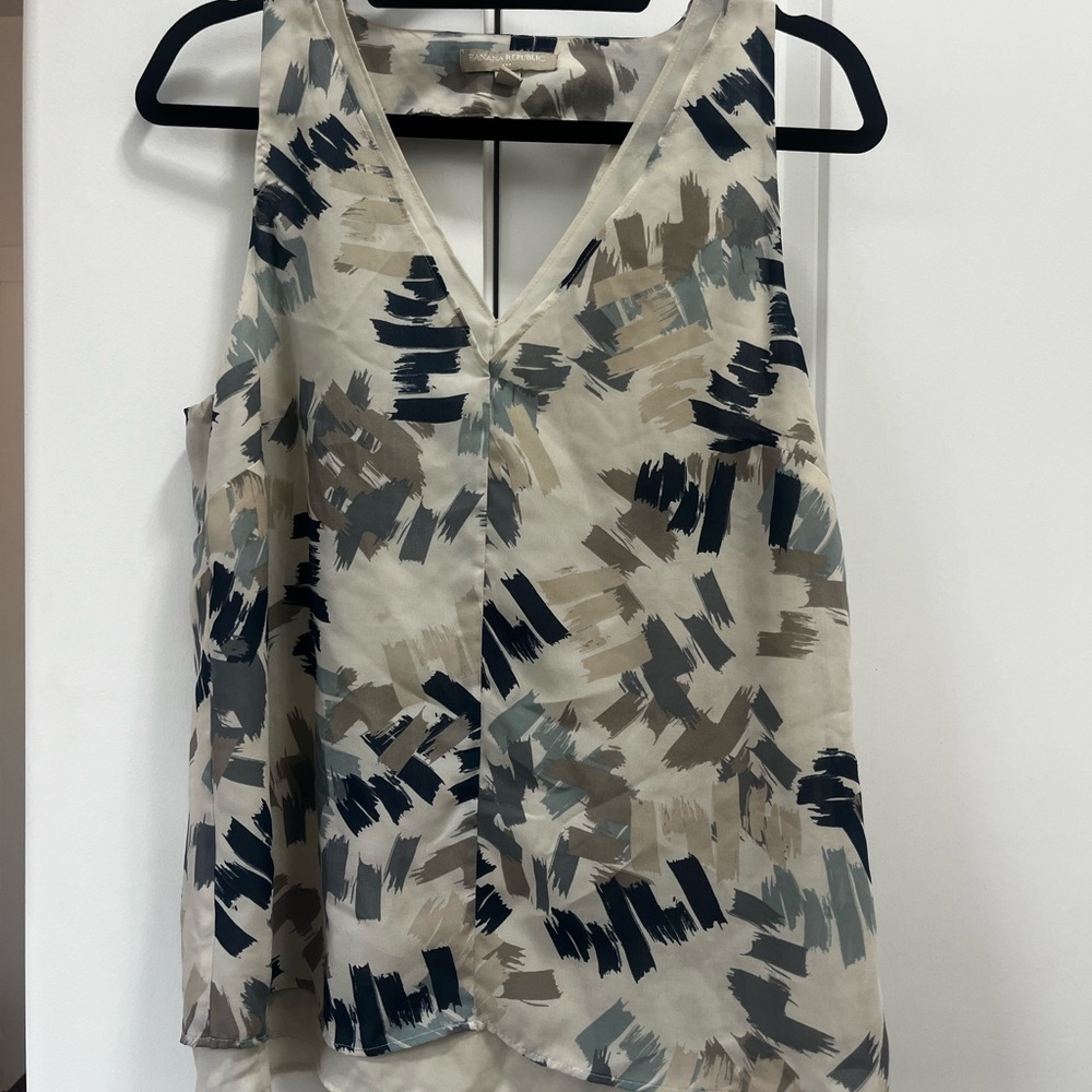 Banana Republic Abstract Print Sleeveless Top, neutral beiges/tans/blues